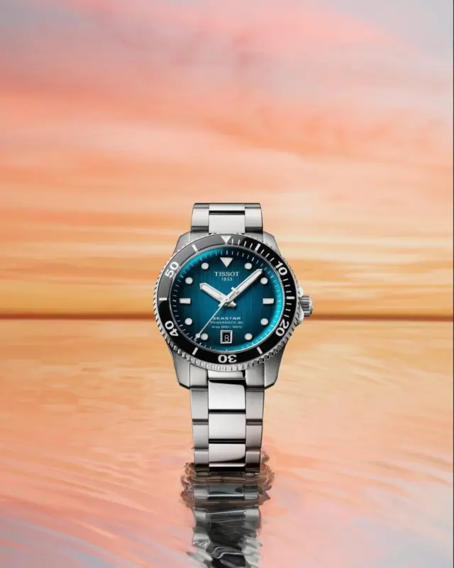 Explorez l’excellence avec élégance.
La montre @tissot_official Seastar 2000 Professional Powermatic 80 allie performance et style dans un écrin de sophistication.

Son boîtier en acier robuste, sublimé par une lunette en céramique résistante, protège un verre saphir inrayable, garantissant une résistance hors pair jusqu’à 600 mètres de profondeur.

Au cœur de ce garde-temps, le mouvement automatique Powermatic 80 offre une précision suisse remarquable et une autonomie impressionnante de 80 heures.

Pensée pour les aventuriers modernes, cette montre conjugue la rigueur technique à un design raffiné, parfaite pour explorer le monde en toute élégance.

#Tissot #Seastar2000 #SwissMade #HauteHorlogerie #BijouterieChristianMas #Annemasse