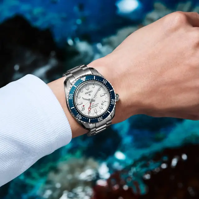 Relevez chaque défi avec précision et style.

@seikowatchofficial signe avec la SPB519 Prospex Sea un modèle pensé pour les explorateurs de l’extrême. Son étanchéité, sa robustesse, et son esthétique marine en font l’alliée de vos immersions comme de vos journées bien ancrées à terre.

#seikoprospex #prospexsea #montresport #BijouterieChristianMas #Annemasse